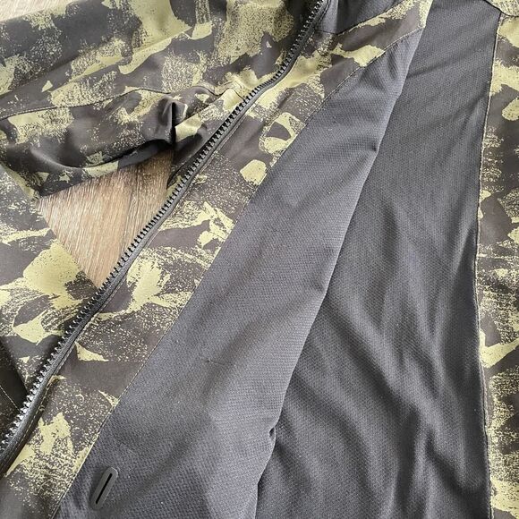 Lululemon Rise & Shine Jacket II - Size: 6 - Picture 12 of 16